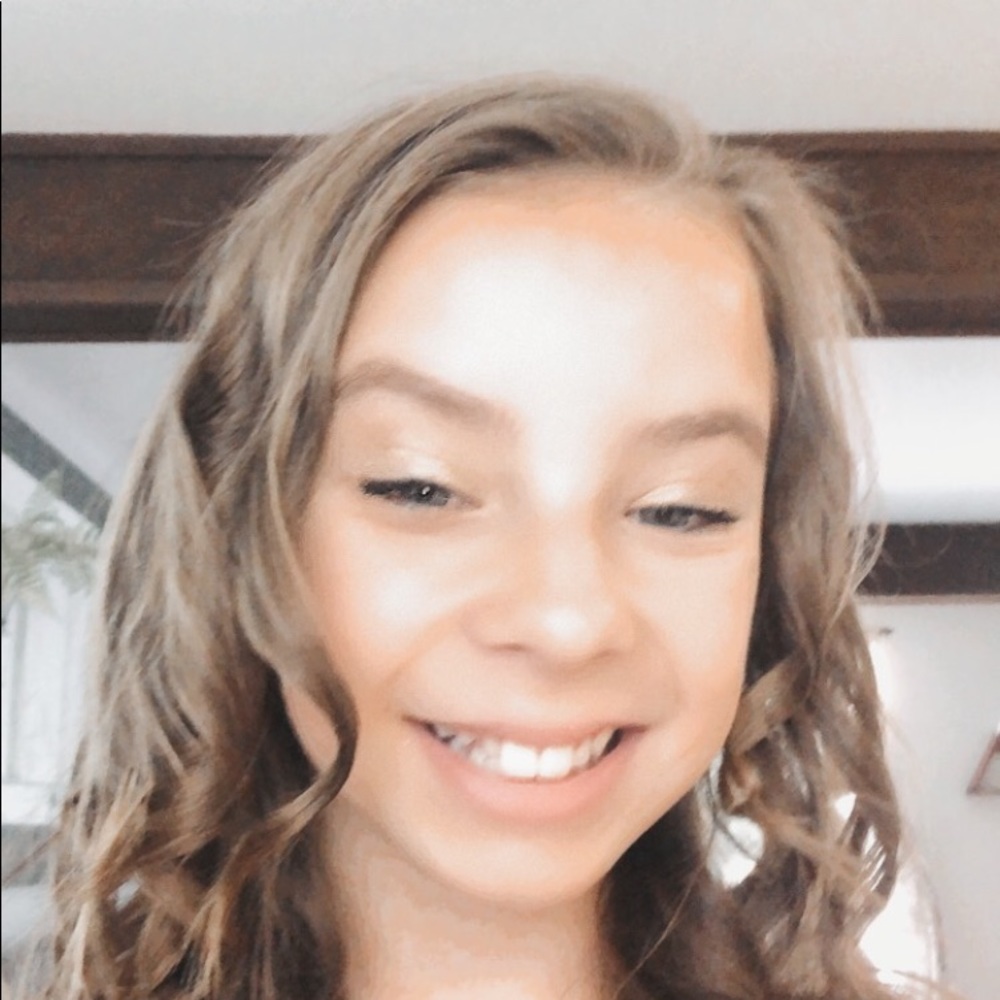 Meet your Posher, Cara